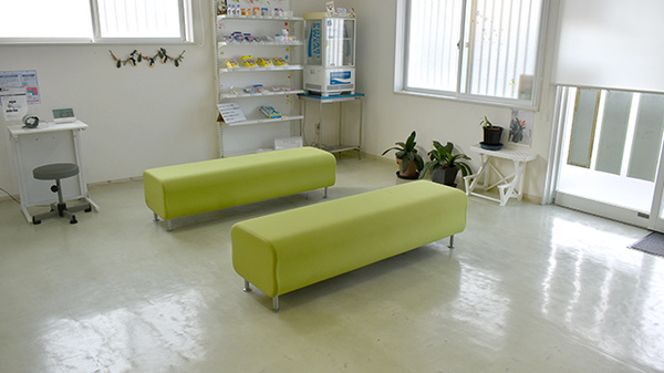 タカサキ薬局春日店の待合スペース