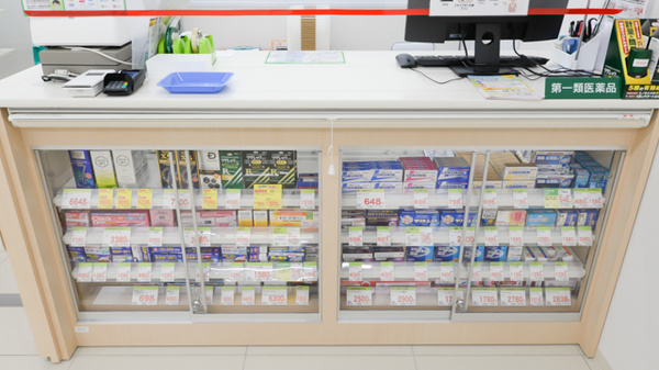 スギ薬局 西三国店の一般医薬品