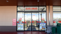 スギ薬局 前橋朝倉店の入口