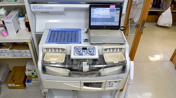ゆすはら薬局の調剤器具