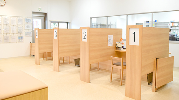 南さつまマリンバ薬局の受付/カウンター