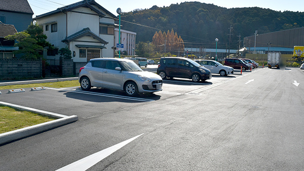 杏林堂薬局　二俣店の駐車場