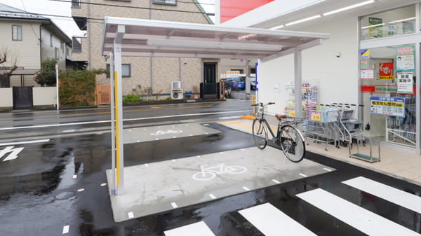 スギ薬局 練馬早宮北店の駐輪場