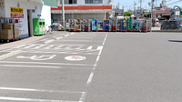 V･drug　辻本通薬局の駐車場