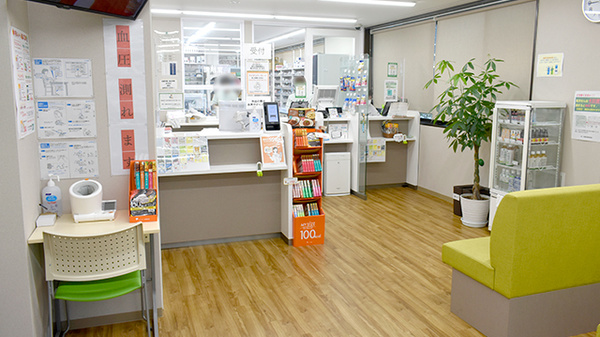 そうごう薬局 京都醍醐店の受付/カウンター