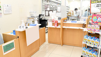アカカベ薬局　泉大津昭和町店の受付/カウンター