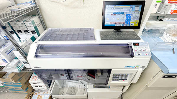アイテル薬局 白石店の調剤器具