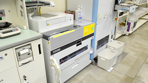 マルエ薬局ショッピングタウン川原店の調剤器具