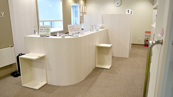 アルファ調剤薬局　北1条通り店の受付/カウンター