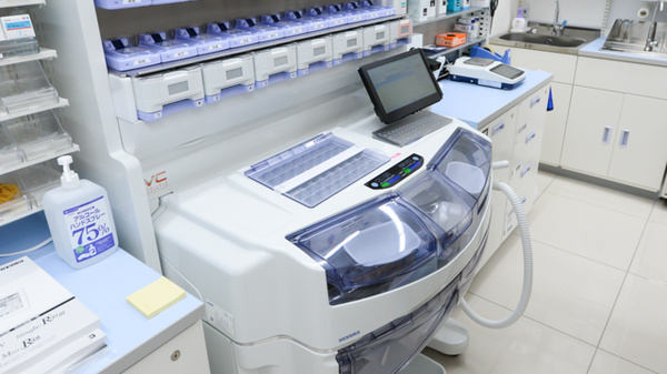 ウォンツアクロスプラザ神辺薬局の調剤器具