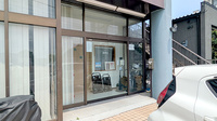 はあと薬局 大津ケ丘店の入口