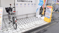 アカカベ薬局　鴫野駅前店の駐輪場