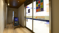 クオール薬局西明石駅前店の入口