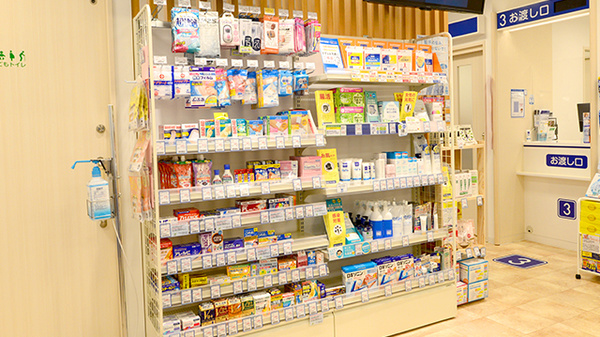 クオール薬局西明石駅前店の雑貨品