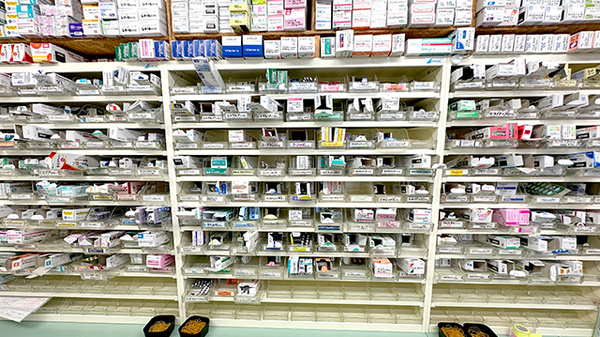 薬棚
