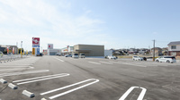 スギ薬局 豊田吉原店の駐車場