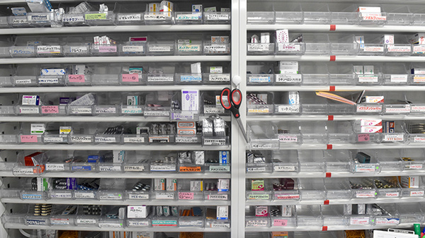 みらくる薬局 野幌店の薬棚