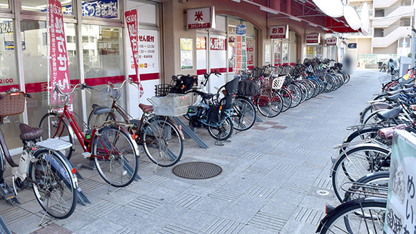 コクミン薬局　玉出駅前店の駐輪場
