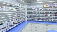 調剤薬局ツルハドラッグ東光10条店の薬棚