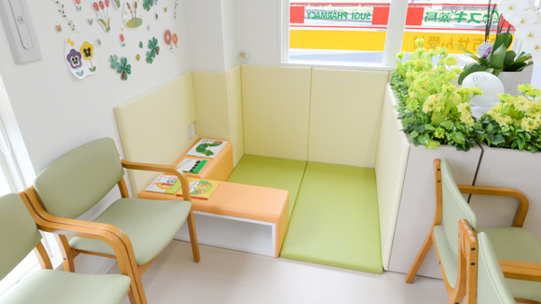 スギ薬局 渥美病院店のキッズ用設備