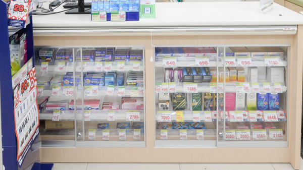 スギ薬局 茨木市駅前店の一般医薬品