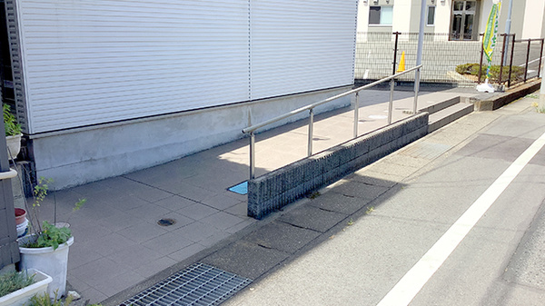末広調剤薬局のバリアフリー設備