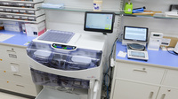 スギ薬局 お花茶屋店の調剤器具