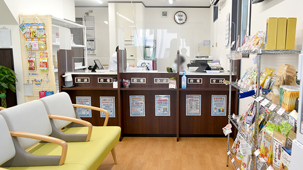 とちぎ薬局清原台店の受付/カウンター