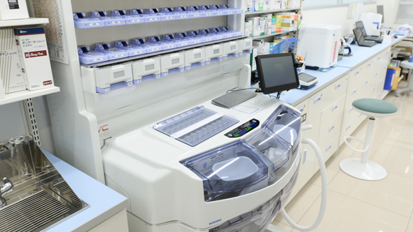 ウォンツ福山松永薬局の調剤器具