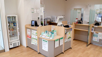 ハロー薬局 本陣店の受付/カウンター