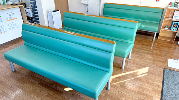 さんぽう薬局の待合スペース