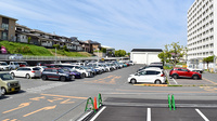 ココカラファイン薬局大阪はびきの中央店の駐車場