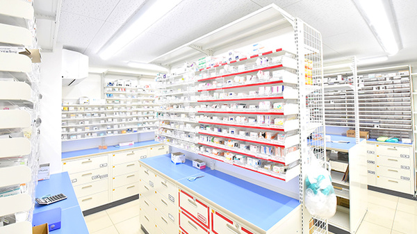 スギ薬局 大井町店の調剤室