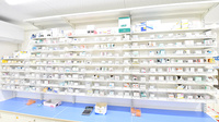 スギ薬局 大井町店の薬棚