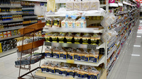 コスモス調剤薬局　沼南店のイーストフード