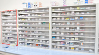 中央薬局大和八木店の薬棚
