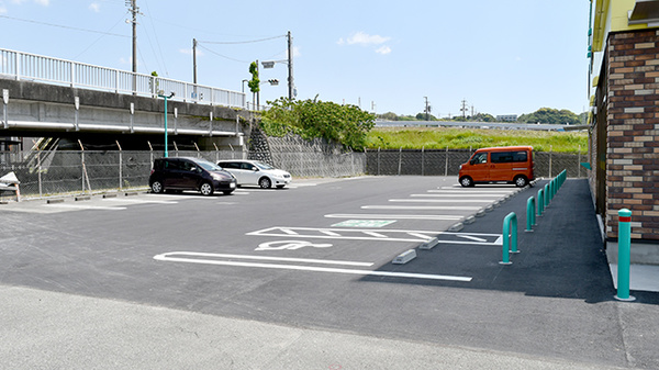 杏林堂薬局　菊川調剤センターの駐車場