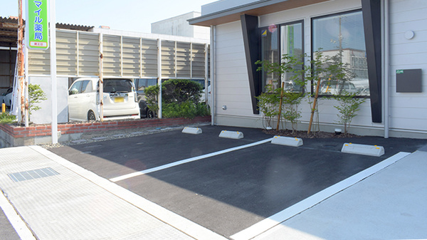 エスマイル薬局　蔵王店の駐車場