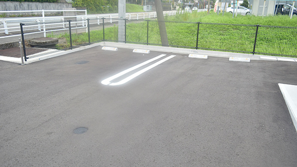 ギフト薬局の駐車場