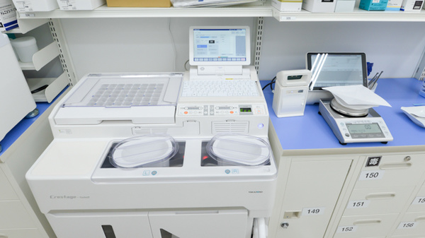 薬局くすりの福太郎 東道野辺店の調剤器具