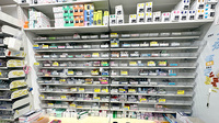 ナカジマ薬局 北３７条店の薬棚