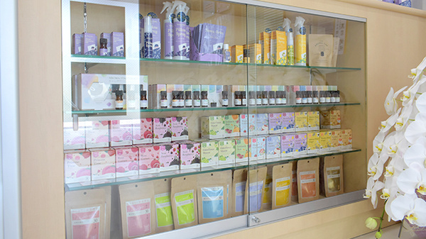 ミント薬局 下祇園店の雑貨品