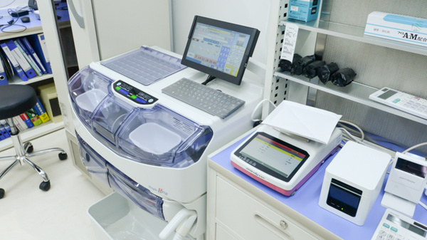 調剤薬局ツルハドラッグ所沢東町店の調剤器具