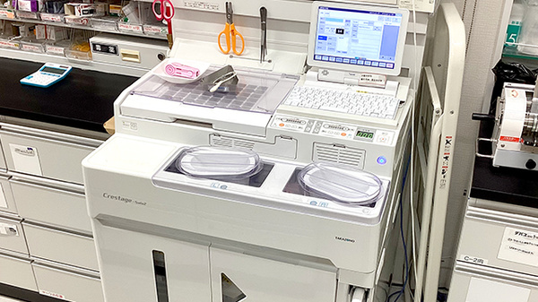 ケンユウあかり薬局の調剤器具