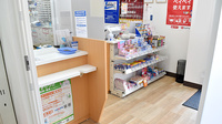 アカカベ薬局　萱島店の受付/カウンター