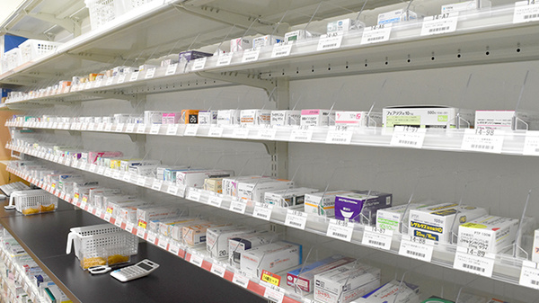 ユタカ薬局栗東小柿の薬棚