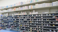 スギ薬局 相木店の薬棚