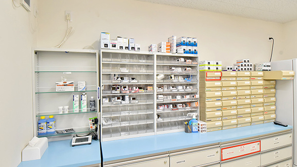 ファーマライズ薬局 神栖店の薬棚