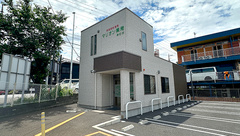 マリオン薬局 岸町店の外観