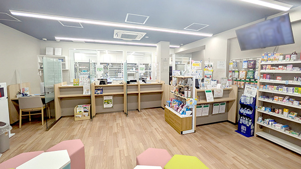 そうごう薬局 世田谷仙川店の受付/カウンター